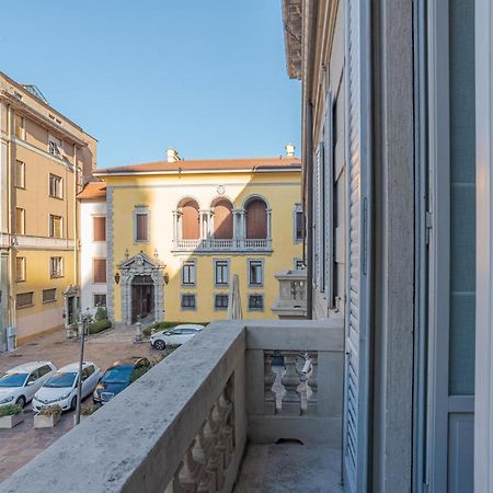 Suite Del Duomo - By MyhomeinCôme Esterno foto